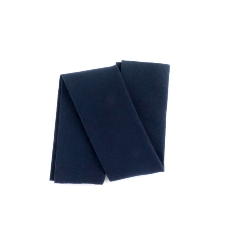 Blue knitted border