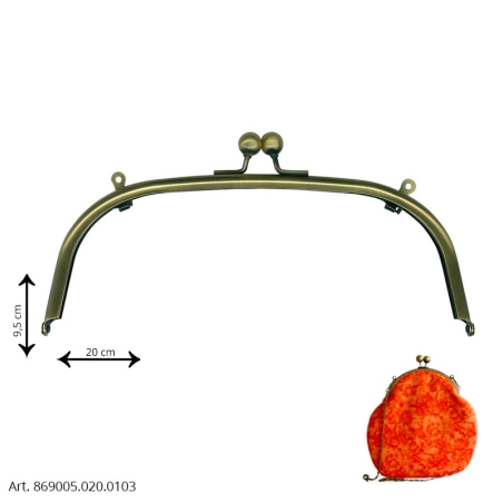 Clik-Clak metal bag closure...