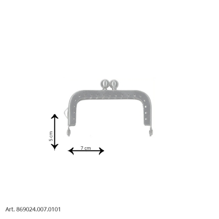 Clik-Clak metal bag closure...